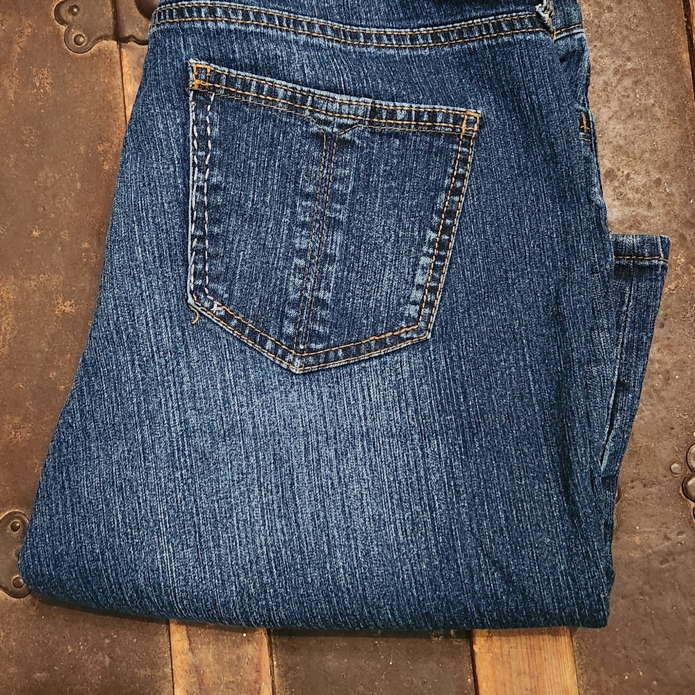 Bandolino Deep Blue Jean Shorts - Preowned